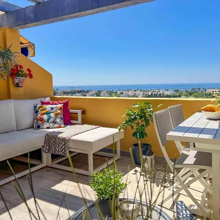62 - Penthouse In Los Almendros With Fantastic Vie Marbella Exterior photo