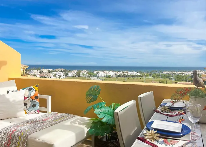 62 - Penthouse In Los Almendros With Fantastic Vie